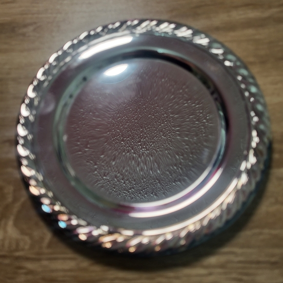 Silver Plated Place Setting Plates - Picture 4 of 6
